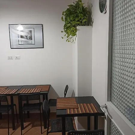 A&c Guest Black Diamond