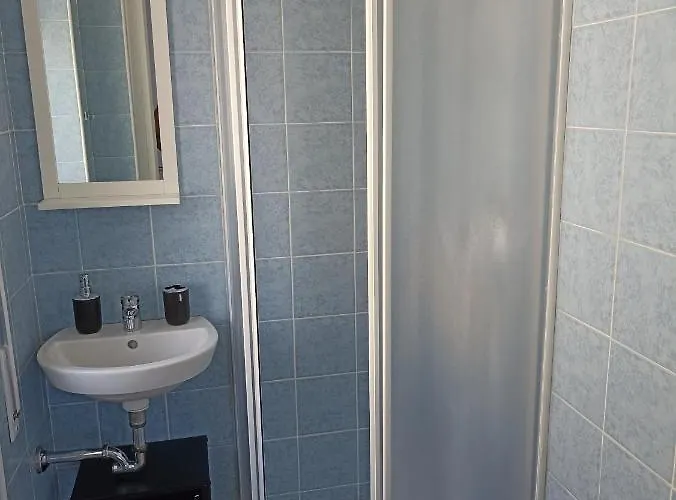 A&c Guest Black Diamond Πανσιόν