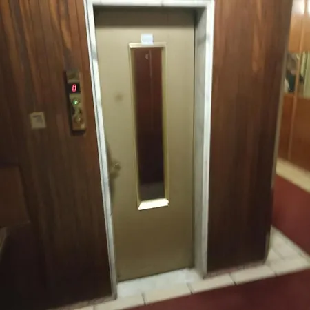 A&c Guest Black Diamond *