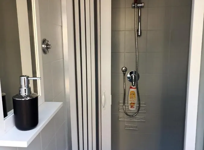 A&c Guest Black Diamond